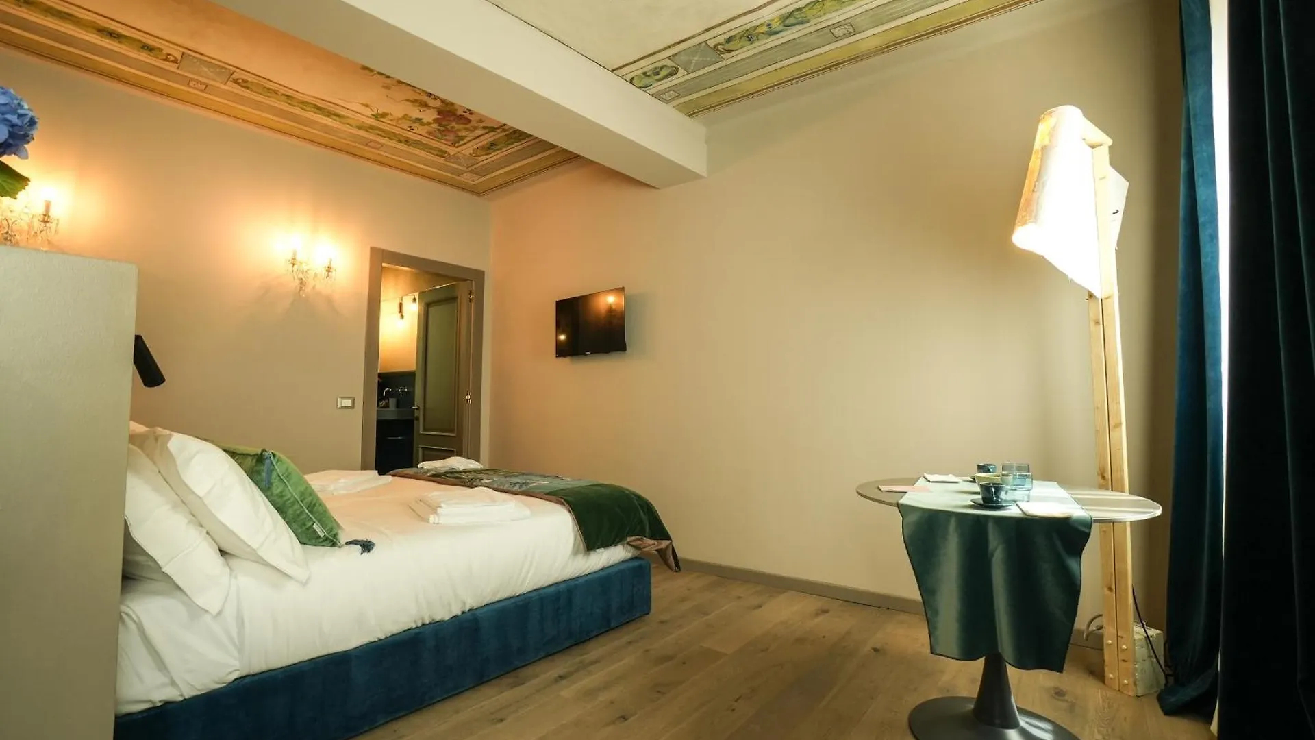 Sant'Eufemia 30 Bed and Breakfast Μόντενα 0*,